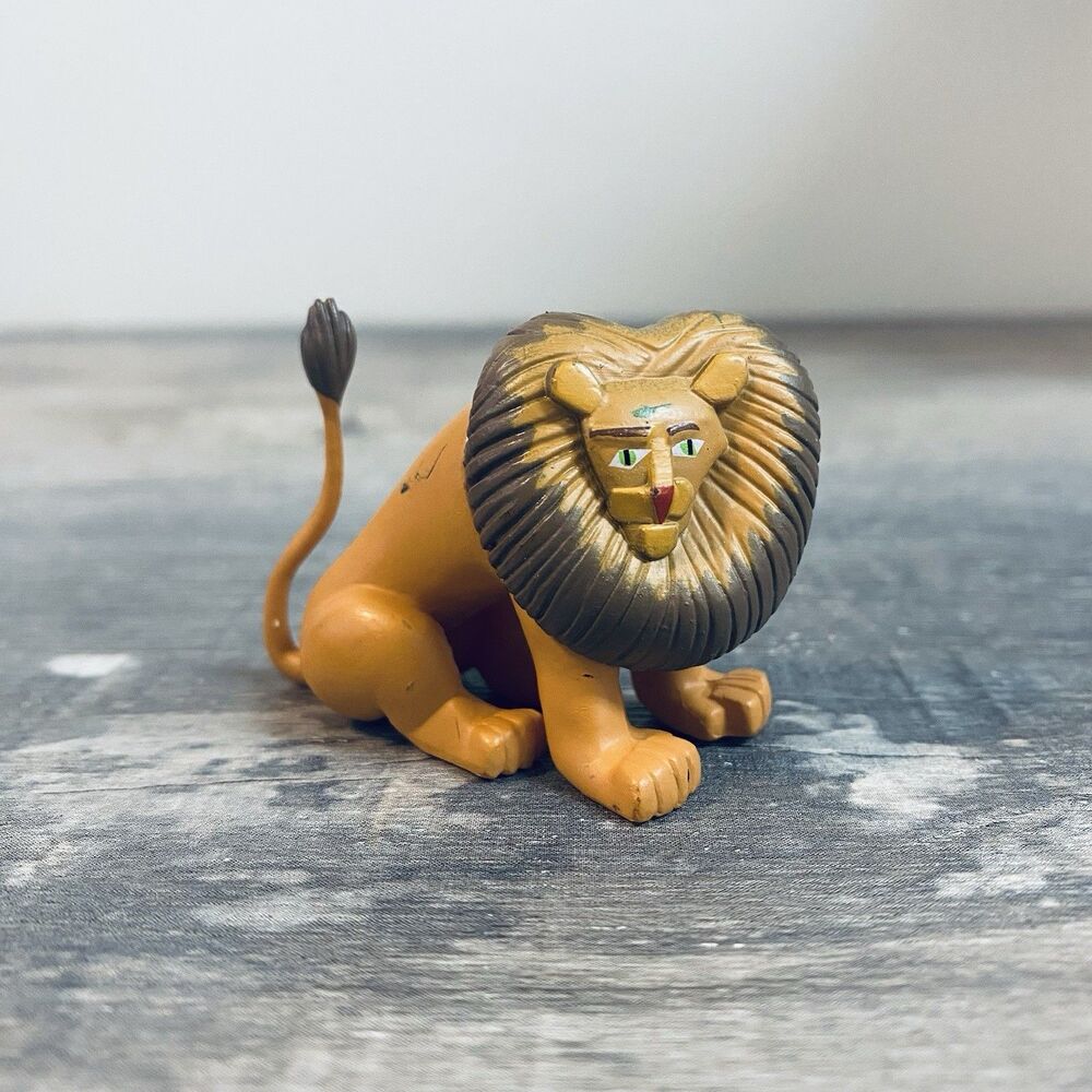 Eric Carle Disney To The Zoo 1.5” Lion Pvc Toy Cake Topper
